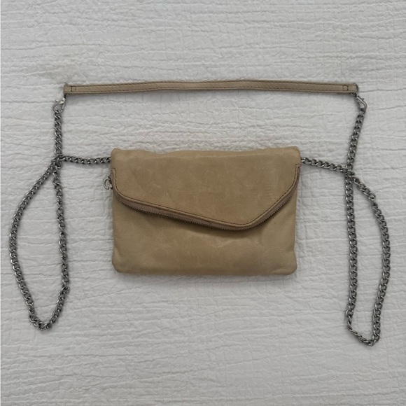 HOBO Darcy Convertable Crossbody - Picture 2 of 6